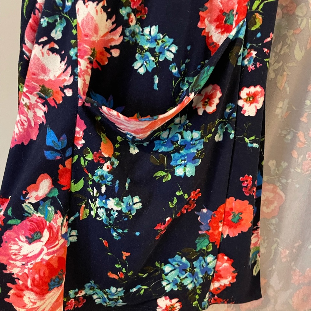 Kiyonna Super Soft Floral Cardigan - Picture 4 of 7
